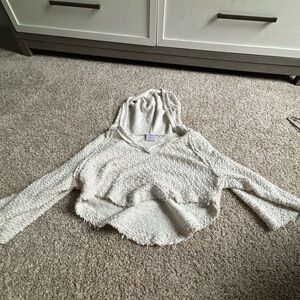 URBAN OUTFITTERS hooded sweater cropped size small